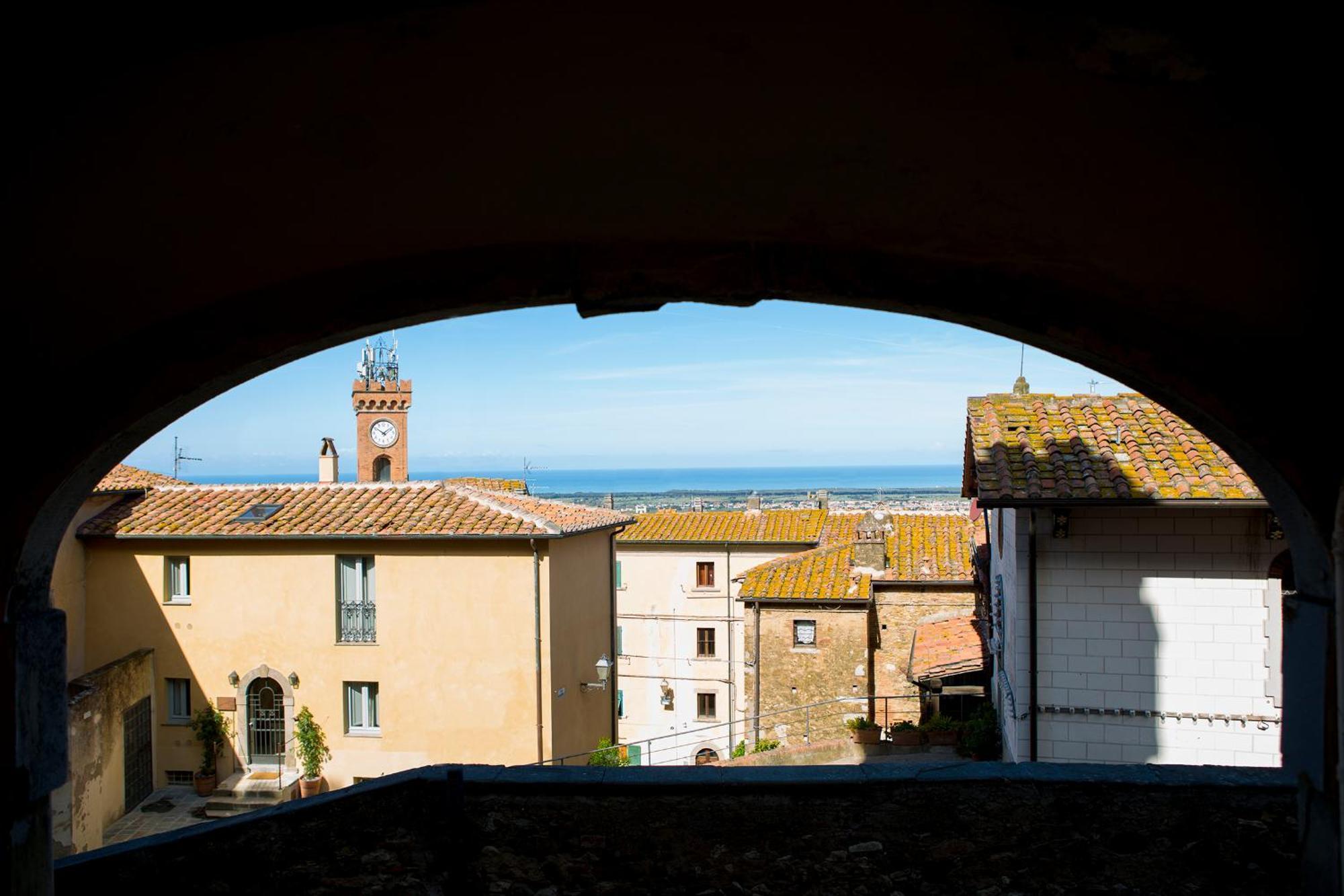 Camere Di Via Montebello Castagneto Carducci Exterior foto